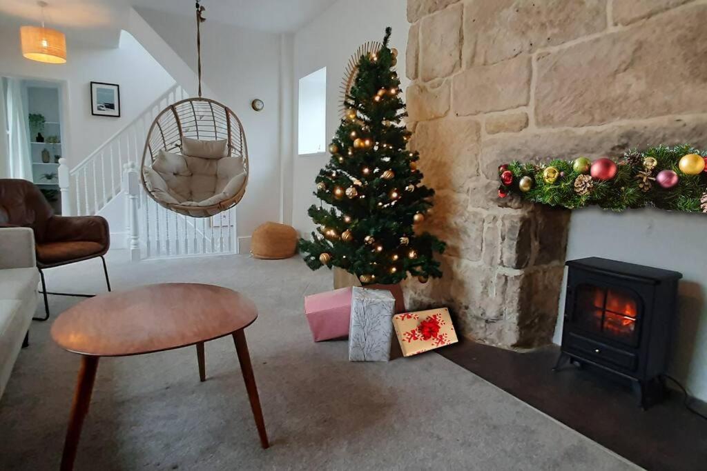 Bright & Beautiful 4 Bedroom House With Sea Views Portland Exterior foto